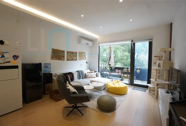 2F No 5 Lane 357 Xiangyang south Road
