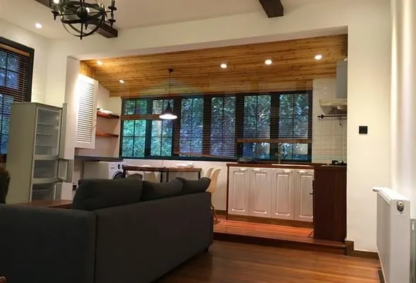 2F No 5 Lane 527 Yongjia Road