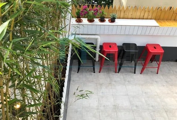 2F No 8 Lane 288 Tianping Road(7)