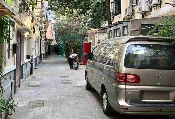 2F No 8 Lane 288 Tianping Road(10)