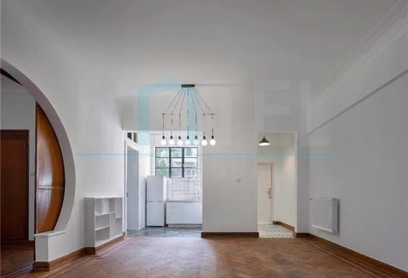 2F No 98 Lane 1213 Nanjing west Road(3)