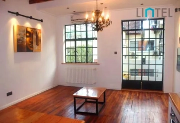 3F No 10 Lane 527 Chengdu north Road(2)