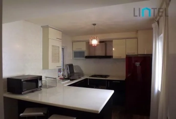 3F No 10 Lane 612 Nanjing west Road(3)