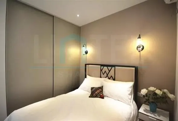 3F No 101 Lane 591 Nanjing west   Road(5)