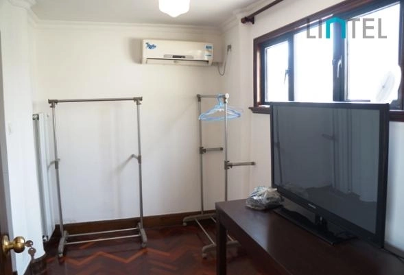 3F No 12 Lane 1285 Huaihai middle Road(13)