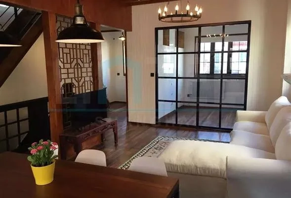 3F No 19 Lane 1200 Huaihai middle Road(2)