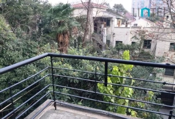 3F No 2 Lane 2048 Huaihai middle Road(3)