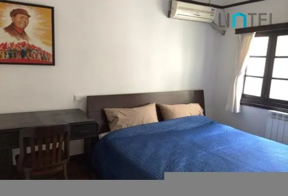 3F No 2 Lane 2048 Huaihai middle Road(8)