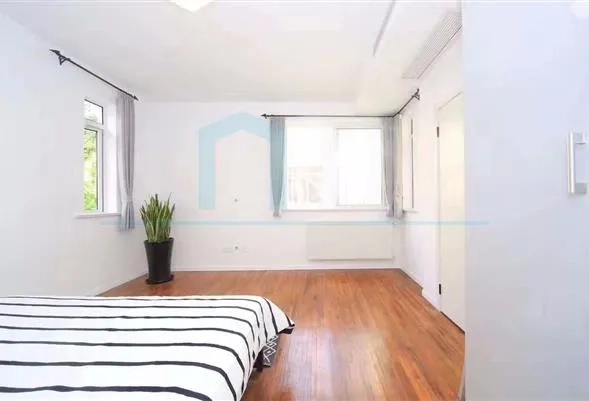 3F No 2 Lane 942 Changle  Road(6)