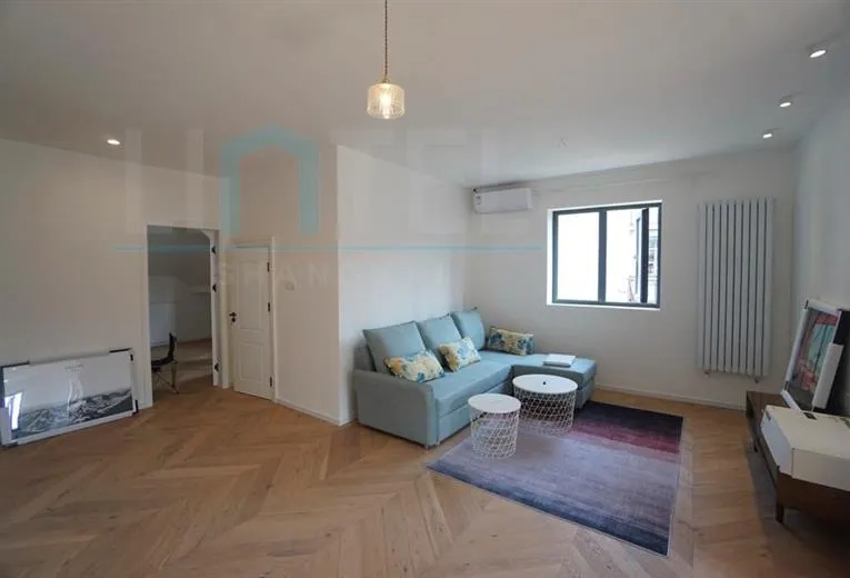 3F No 20 Lane 1135 Yan'an middle  Road(2)
