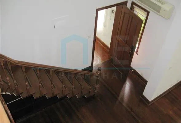 3F No 20A Lane 211 Xinhua Road(8)