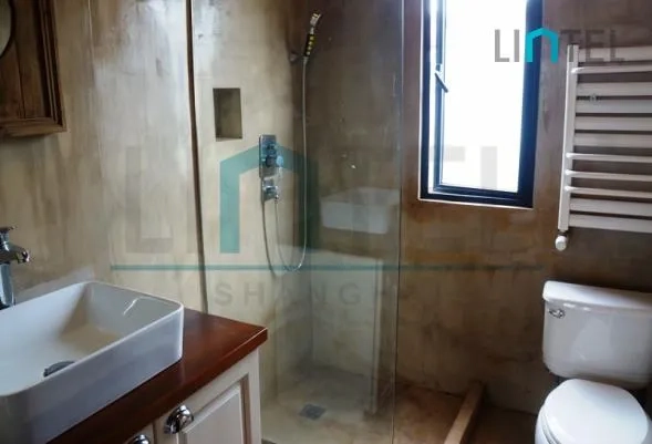 3F No 21 Lane 1670 Huaihai middle Road(7)
