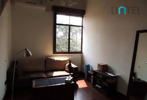 3F No 24 Lane 1412 Huaihai middle Road(2)