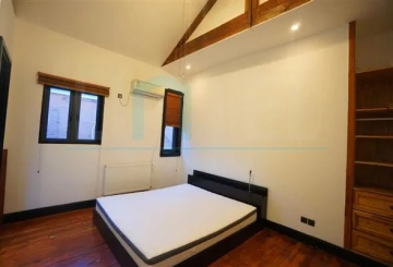 3F No 28 Lane 579 Yuyuan Road(7)