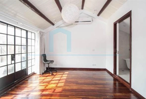 3F No 4 Lane 43 Tianping Road(7)