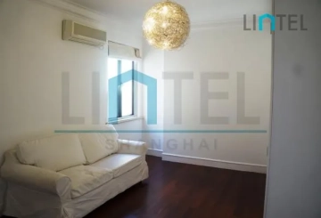 3F No 7 Lane 619 Jianguo west Road(9)