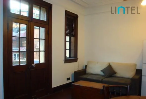 3F No 70 Lane 1025 Nanjing west Road(2)