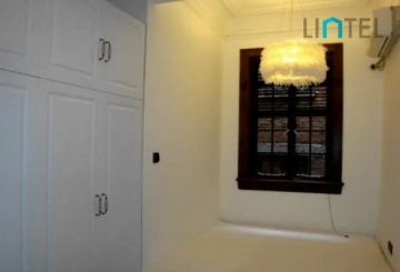 3F No 70 Lane 1025 Nanjing west Road(6)