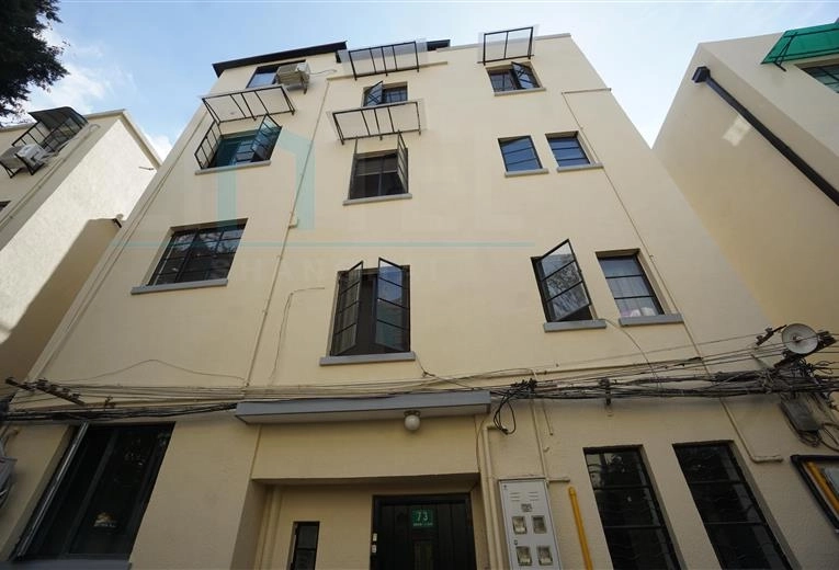 3F No 73 Lane 1285 Huaihaizhong Road(18)