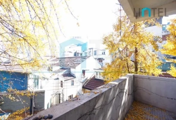 3F No 9 Lane 584 Huaihai middle Road(14)