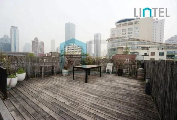 4F No 25 Lane 498 Wulumuqi north Road(3)