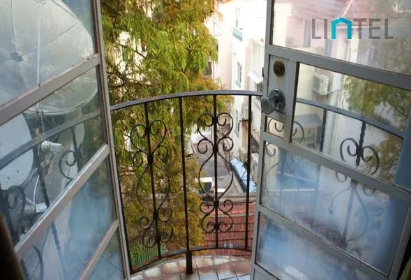 4F No 35 Lane 384 Jianguo west Road(9)