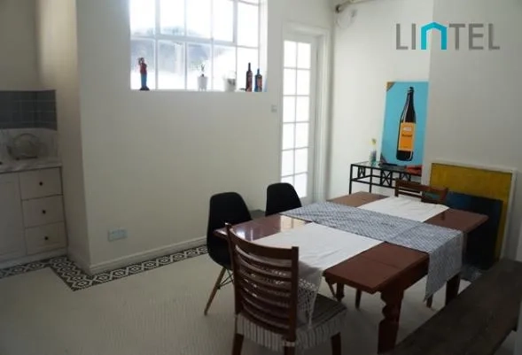8F No 305 Hengshan  Road(4)