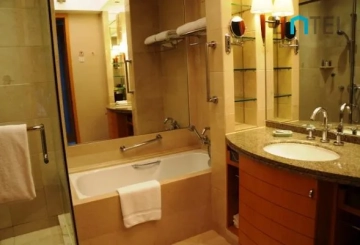 Bigger 2-bdr Suite Tomorrow Square(5)