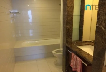 Bigger 2-bdr in Tower 2 Casa Lakeville(9)