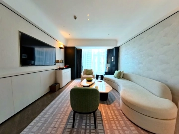 Deluxe Suite King Hilton Shanghai City Center