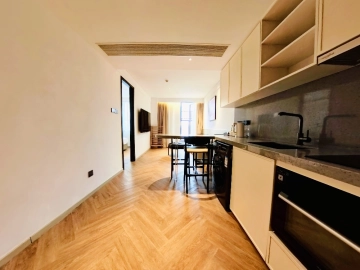 Executive 1-bdr Rosye Clouds Bling The Residences Jing'an(4)