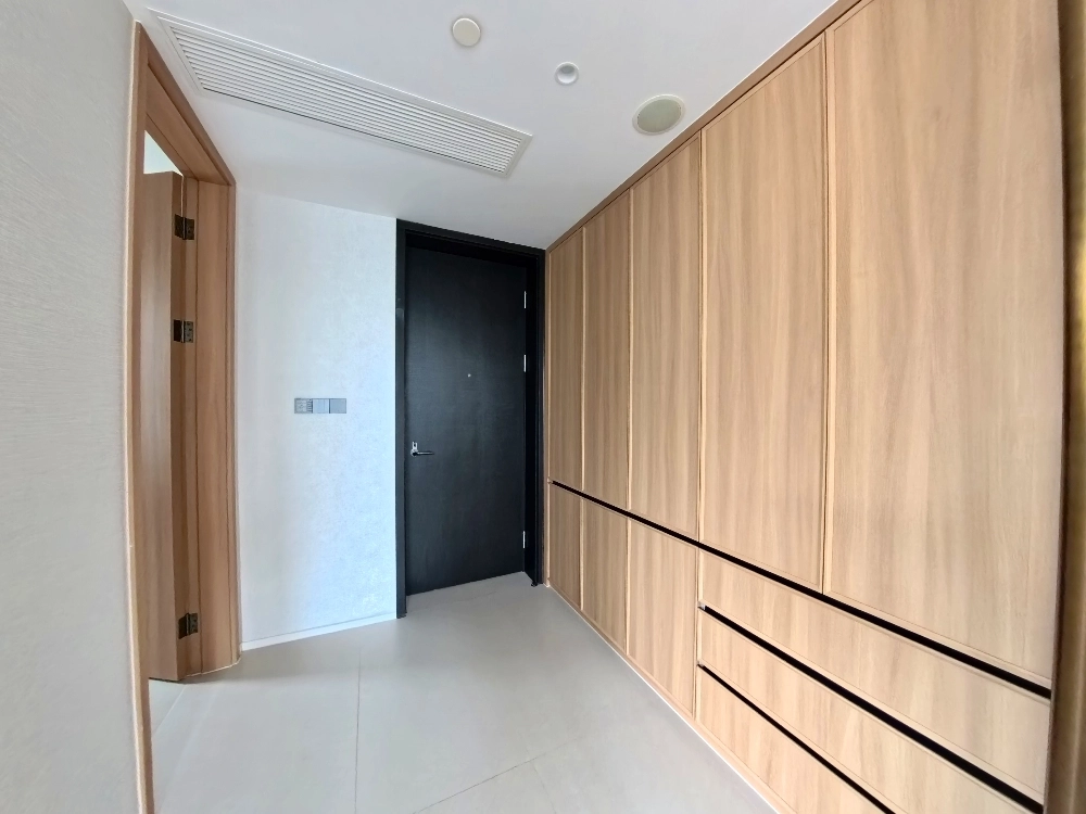 Executive 1-bdr Suite InterContinental Shanghai Jing'an Serviced Apt(4)