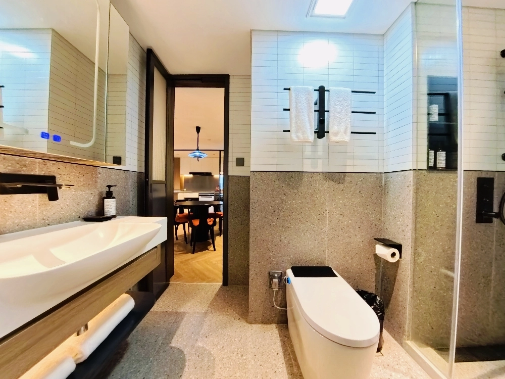 Executive 2-bdr Starry Sky Bling The Residences Jing'an(9)