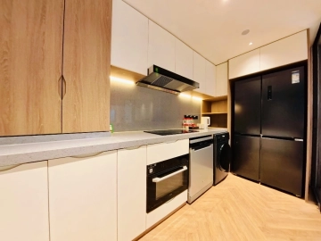 Executive 2-bdr Starry Sky Bling The Residences Jing'an(5)