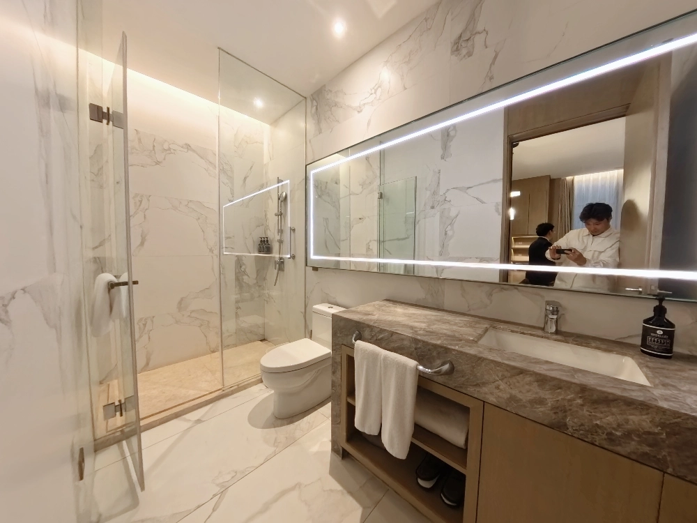 Executive 2-bdr Suite Shanghai Hongqiao Steigenberger Hotel Apts(7)