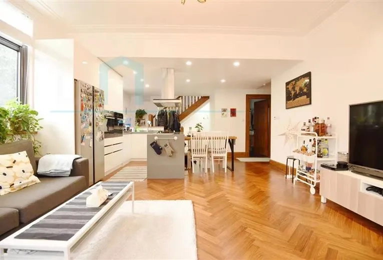 F2 No 1 Lane 288 Wuyuan Road(3)