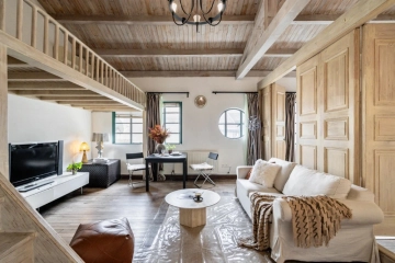 F3 No 17 Lane 1487 Huaihai middle Road(2)