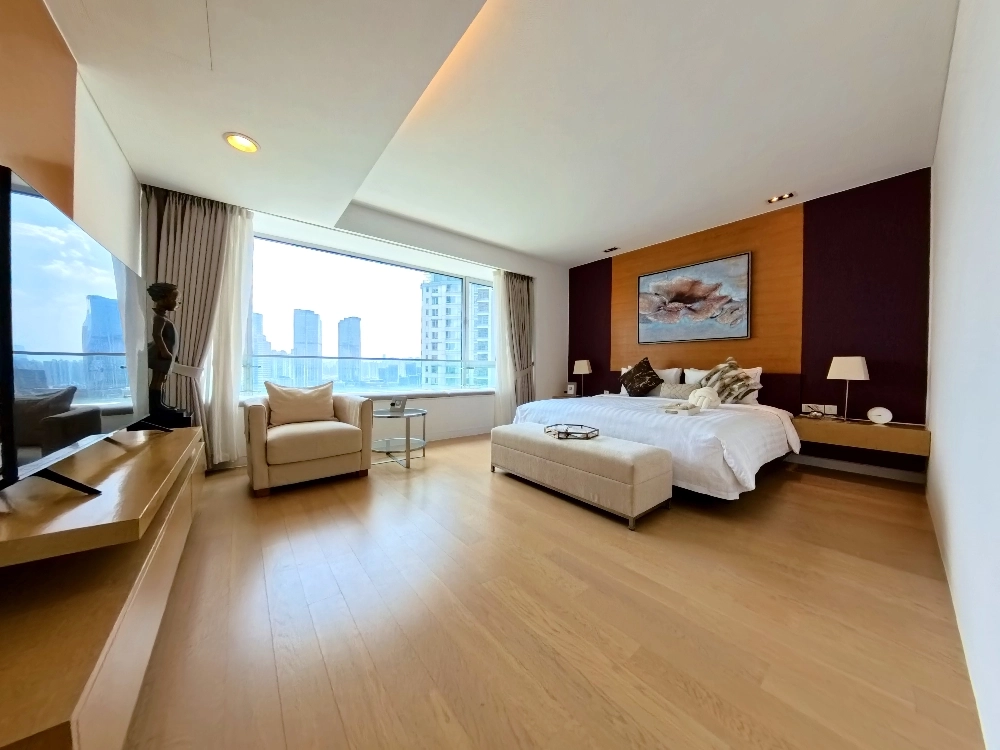 Luxury 3-bdr Suite Goriole(11)