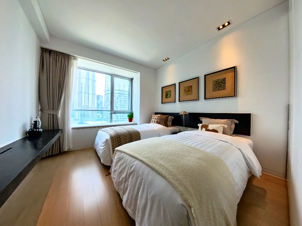 Luxury 3-bdr Suite Goriole(17)