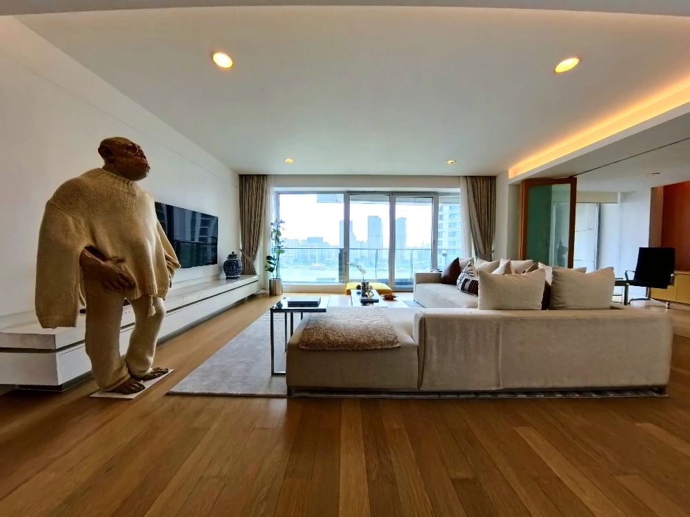 Luxury 3-bdr Suite Goriole(2)