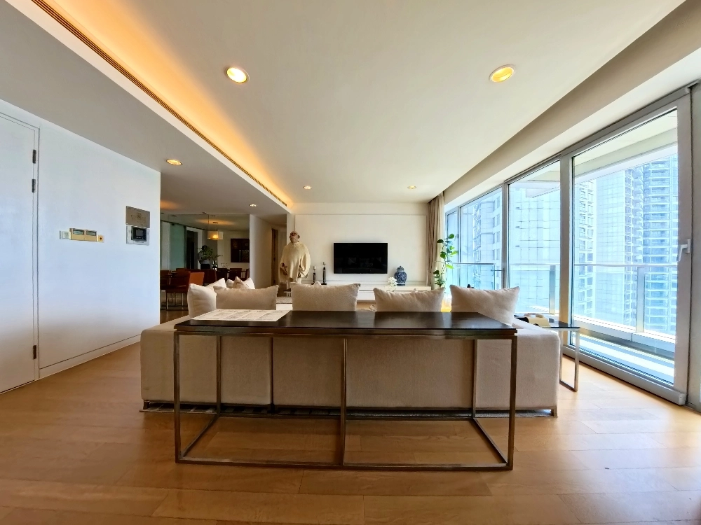 Luxury 3-bdr Suite Goriole(3)