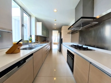 Luxury 3-bdr Suite Goriole(10)