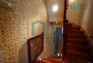 No 10 Lane 606 Huaihai middle Road(12)
