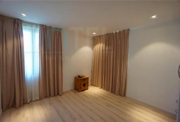 No 100 Lakeside Ville(17)