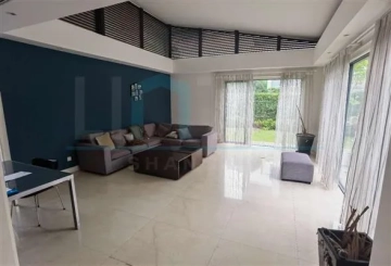 No 102 Lakeside Ville(2)
