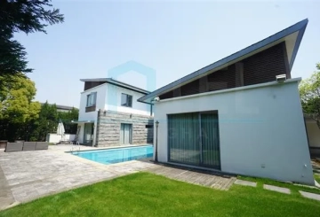 No 105 Lakeside Ville