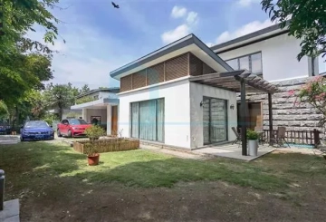 No 108 Lakeside Ville