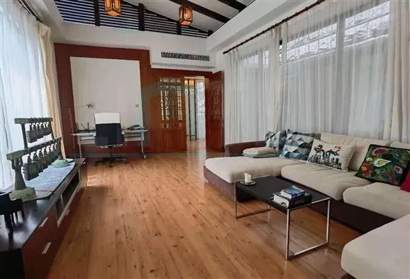 No 108 Lakeside Ville(4)