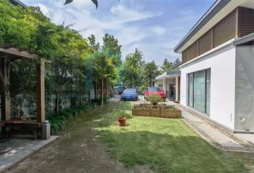 No 108 Lakeside Ville(5)