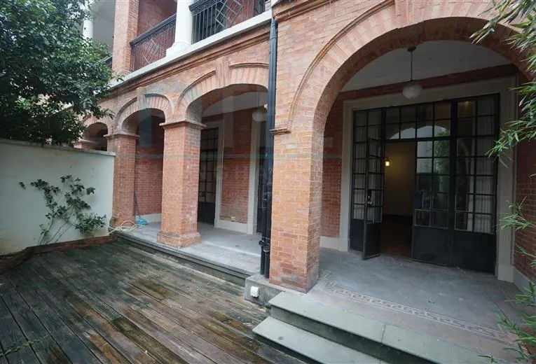 No 108 Lane 468 Wulumuqi north Road(6)